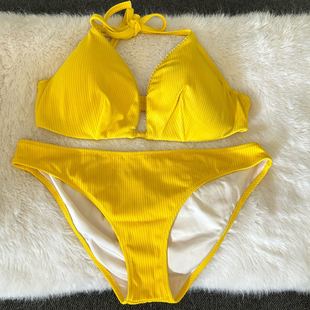 Yellow Bikini